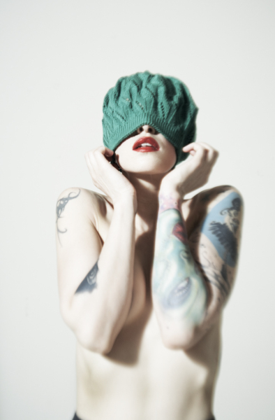 green wool: self portrait by Janine Kuschke